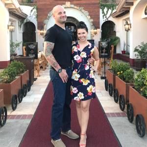 Meet your Posher, Caitlin